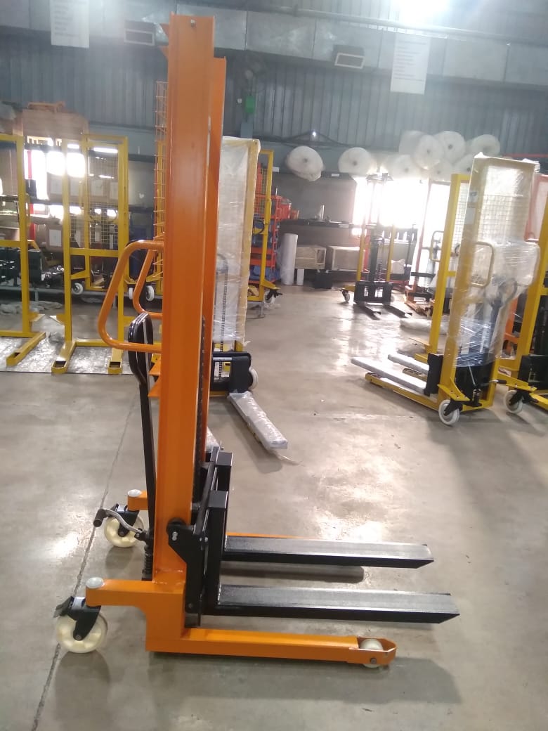 Manual Stacker 1516 E